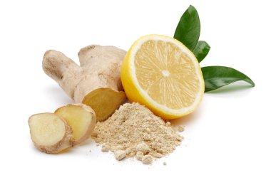 Yaprakları ve beyaz arka plan üzerinde izole limon ile taze zencefil kökü