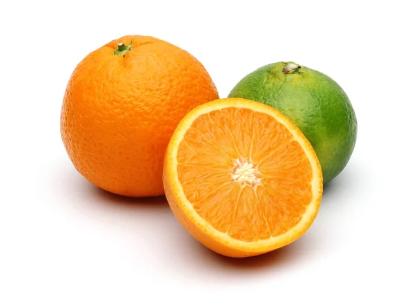 Fresh Oranges Leaves Isolated White Background — Stock Photo, Image