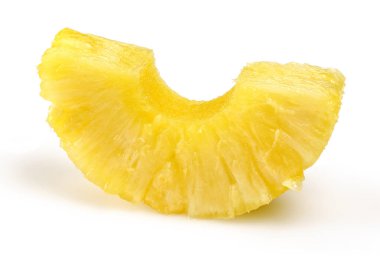 Olgun ananas meyve dilim beyaz arka plan üzerinde izole