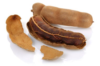 Beyaz arka plan üzerinde izole taze Demirhindi Meyve