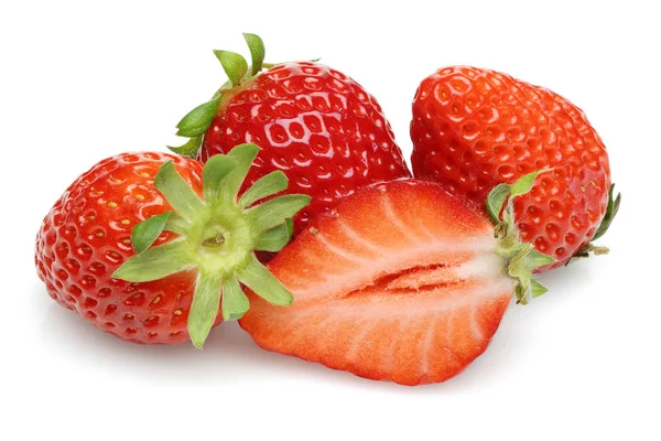 반나절과 전체 딸기 흰색 절연 — 스톡 사진