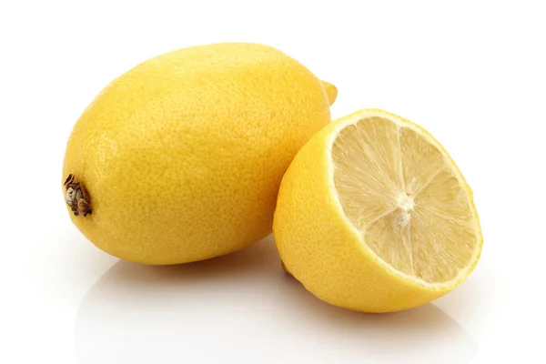 신선한 레몬 과일 흰색 절연 — 스톡 사진