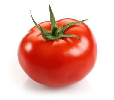 Taze tek domates beyaz izole