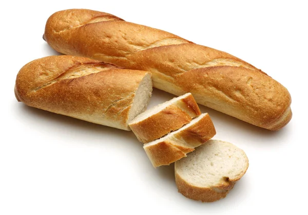 Frans brood, stokbrood met plakjes geïsoleerd — Stockfoto