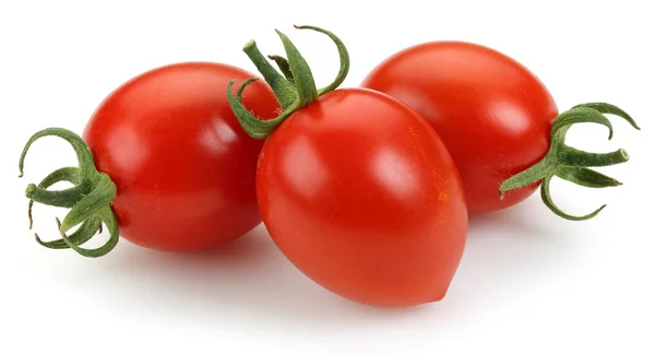 Tomates cereja frescos isolados em branco — Fotografia de Stock