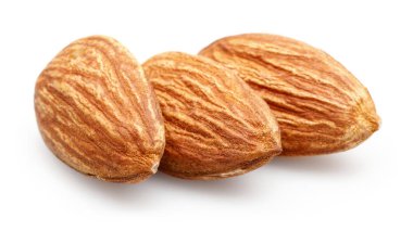 Beyaz üzerine izole edilmiş badem grubu