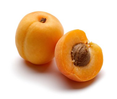 beyaz izole taze olgun kayısı