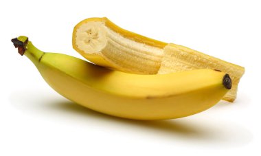 Beyaz izole soyulmuş olgun muz