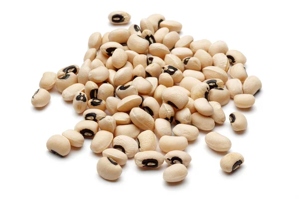 Black eyed beans, cowpeas isolated on white — Stock Photo, Image