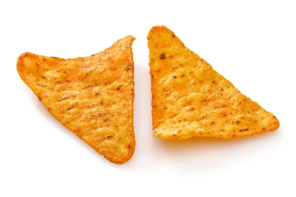 Chips de tortilla de milho isolados em branco — Fotografia de Stock