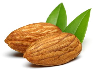 Beyaz izole yaprakları ile badem Grubu