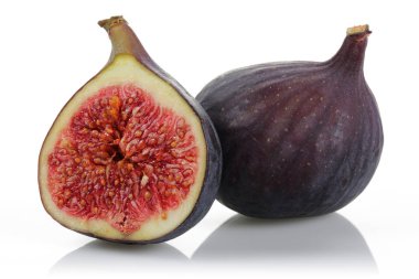 Taze mor incir meyveleri beyaz izole