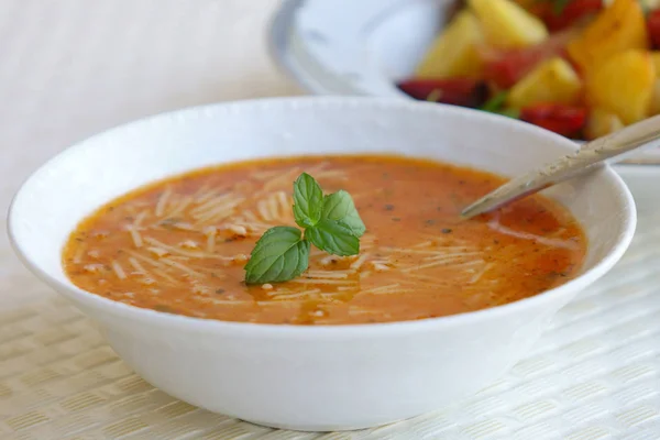 Wire noodle soup in a bowl on the table — Stock Photo, Image