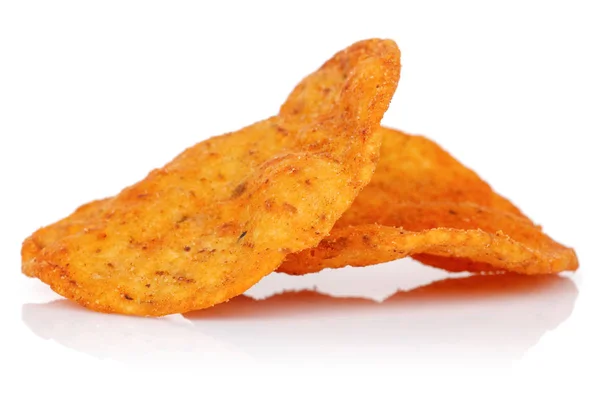 Chips de maíz redondos aislados en blanco — Foto de Stock