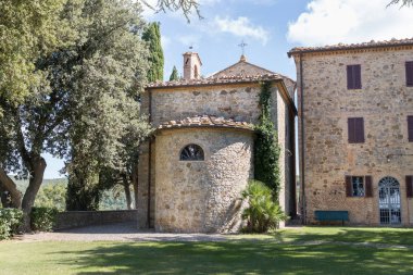İtalya, Toskana - 03 Eylül: Toskana, İtalya, 03 Eylül 2018 Frescobaldi'nın Castelgiocondo Emlak görünümünden.