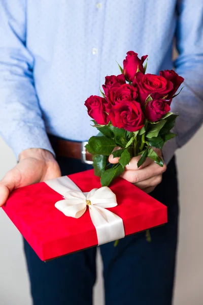 Amour Couple Anniversaire Saint Valentin Surprise Romantique Fête Des Femmes — Photo