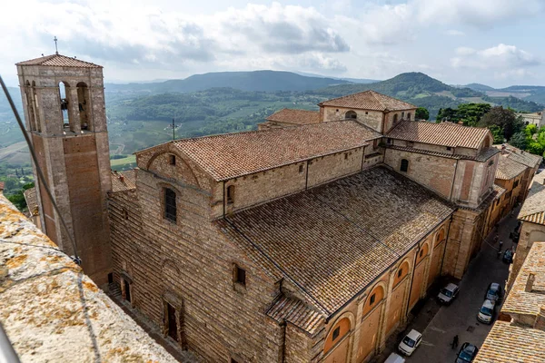 Placu Kraju Katedra Średniowiecznego Miasteczka Montepulciano Siena Toskania Italia Gdzie — Zdjęcie stockowe