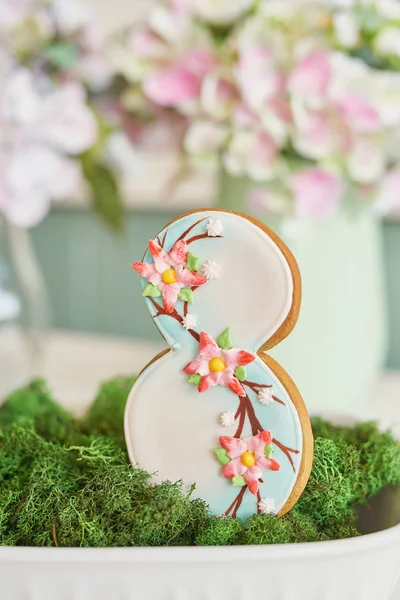 Pães Gengibre Para Dia Março Cozinha Brilhante Com Flores — Fotografia de Stock