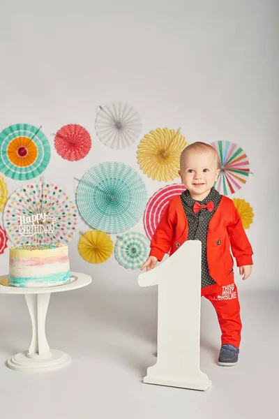 Kid Födelsedag Årig Pojke Med Tårta — Stockfoto