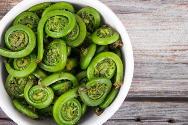 Avestruz Fern Fiddleheads Tigela Pronta Para Cozinhar Com Este Ingrediente — Fotografia de Stock