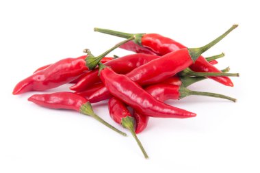 Beyaz arka plan üzerinde izole kırmızı Tay chili acı biber