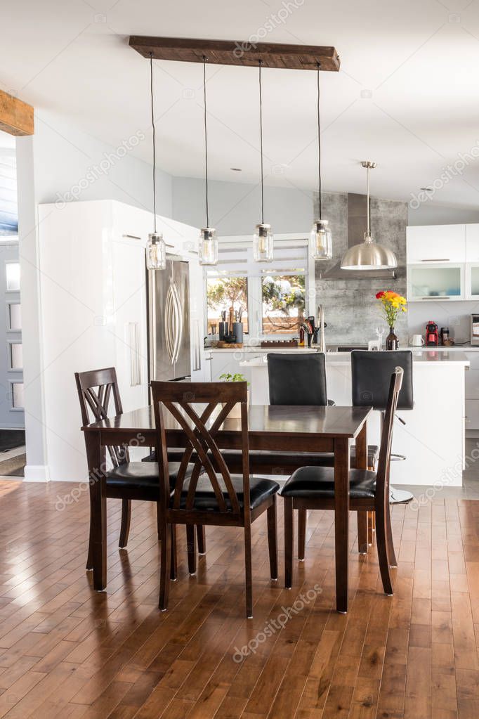 elegant new modern home dining room and kitchen