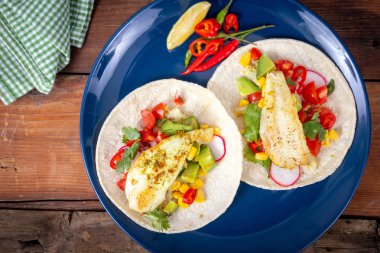 lezzetli taze balık tacos