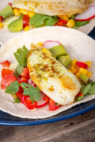 Deliciosos tacos de peixe fresco close-up — Fotografia de Stock