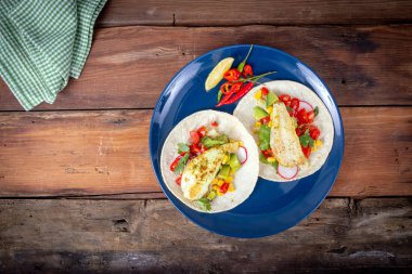 lezzetli taze balık tacos