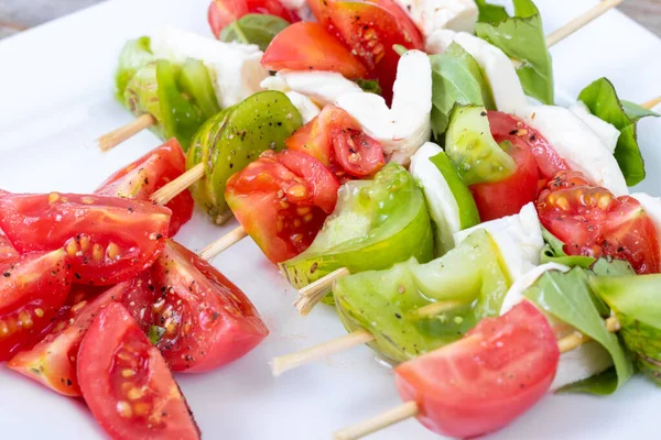 Tomato Basil Mozzarella Cheese Antipasti Stick Plate Closeup — Stock Photo, Image