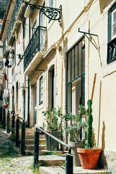 Apartamento Colorido Fachada Edifício Lisboa Portugal — Fotografia de Stock