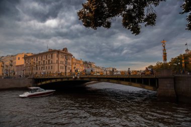 Yaz bahçe Yusupov Nehri, St. Petersburg üzerinde göster