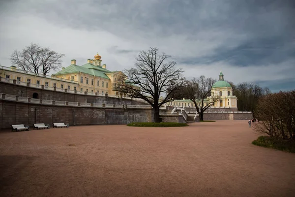 Oranienbaum Rússia Maio 2015 Paisagem Primavera Oranienbaum Park São Petersburgo — Fotografia de Stock