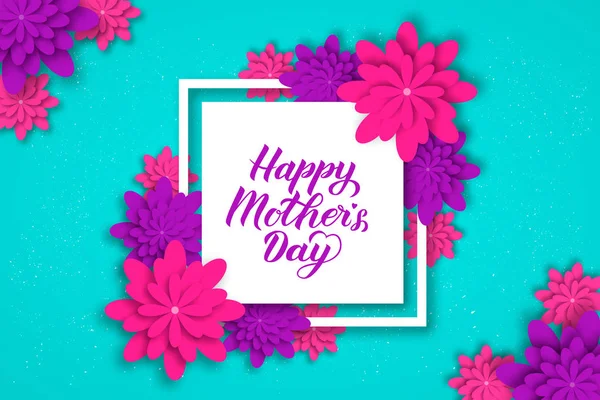 Happy Ημέρα της μητέρας καλλιγραφία γράμματα με πολύχρωμα ανοιξιάτικα λουλούδια. Κοπής χαρτιού origami εικονογράφηση διάνυσμα στυλ. Πρότυπο για μητέρες ημέρα κόμμα προσκλήσεων, ευχετήριες κάρτες, ετικέτες, φυλλάδια, αφίσες. — Διανυσματικό Αρχείο