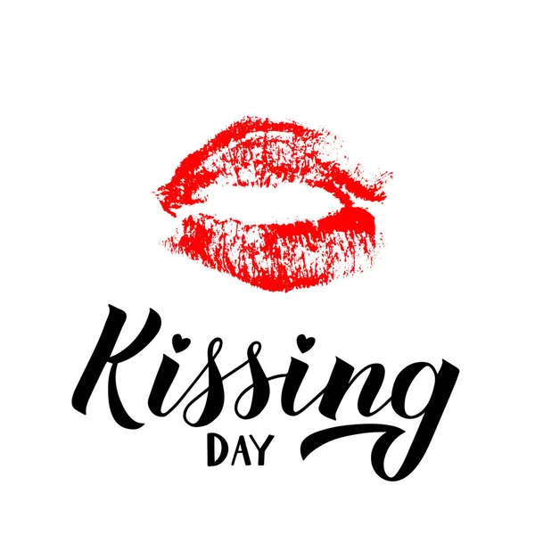 Kissing dag hand bokstäver med rött läppstift kyss isolerad på vitt. Lätt att redigera mall för typografi affisch, banner, klistermärke, Flyer, badge, t-Shot, etc. — Stock vektor