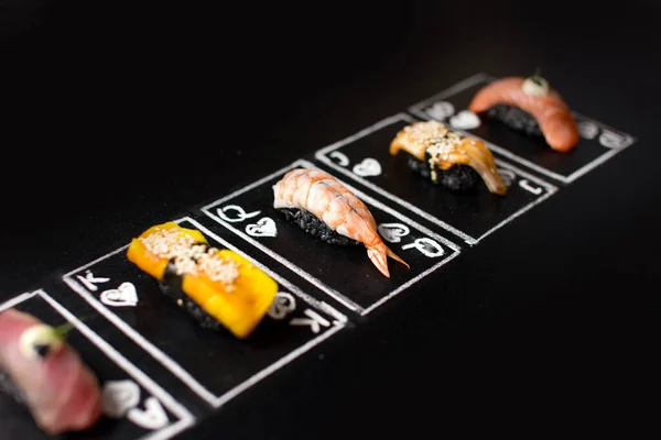 Ručně Kreslené Pokerové Karty Japonské Sushi Nigiri Černou Rýží Krevetami — Stock fotografie
