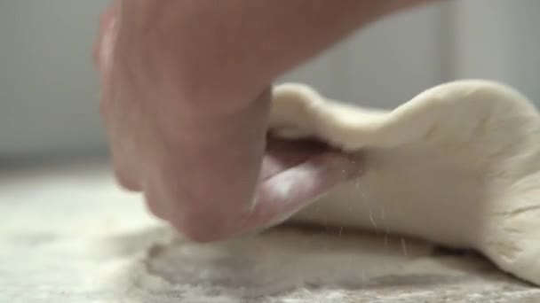 Şef Pizza Hamuru Yapıyor Eller Hamur Pizza Hamuru Pişiriyorum Şef — Stok video