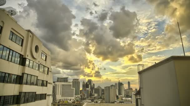 Nubes Que Corren Por Encima Bangkok Skyline Atardecer Hdr — Vídeos de Stock