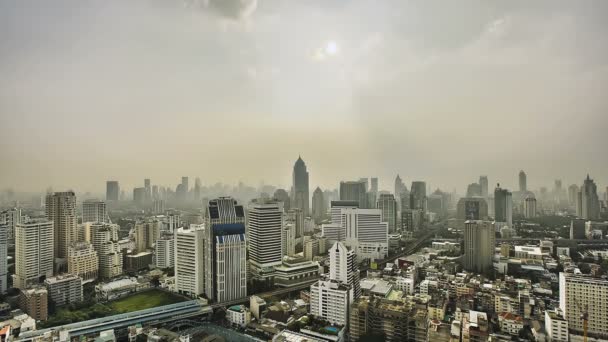 Hazy City Skyline Landscape — Stock Video