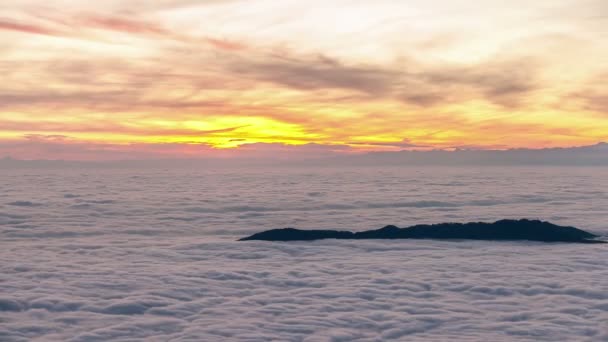 Zonsondergang Boven Zee Van Wolken — Stockvideo