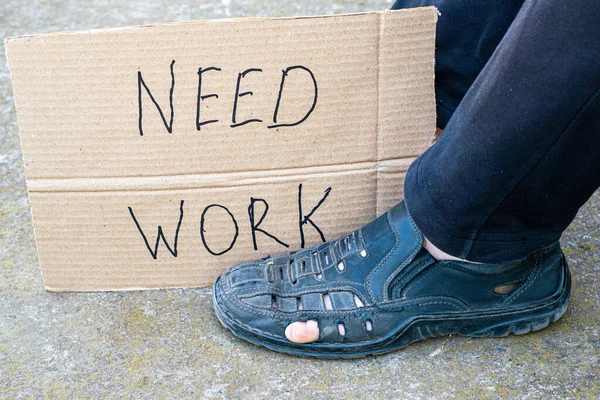 Unemployment Concept Man Old Torn Shoes Sits Ground His Feet — Stock Photo, Image