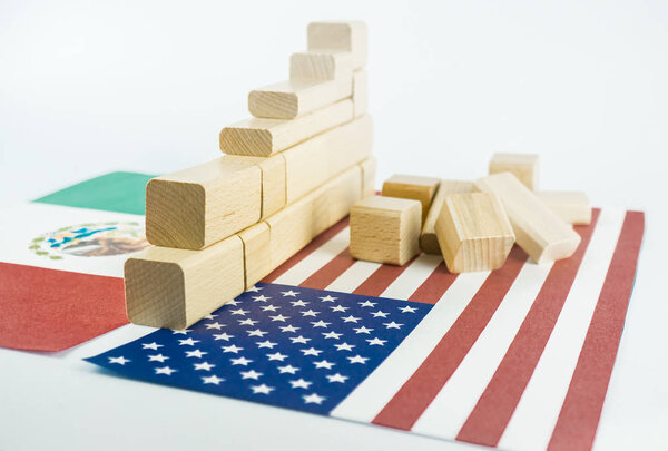 Строительство стен между США и Мексикой
