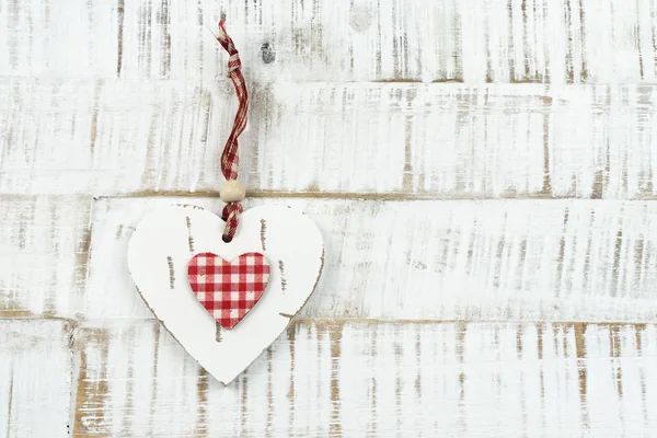 Sobre Corazón Madera Sobre Fondo Madera — Foto de Stock