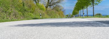 Baltık denizi, panorama ve yere yakın görünümü ile Almanya'da Groemitz Yol