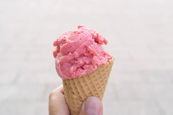 Waffle Scoop Strawberry Ice Cream Hand — Stock Photo, Image