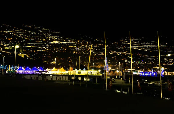 Portekiz Madeira Kentindeki Funchal Geceleri Birçok Işık Ile Deniz Manzarası — Stok fotoğraf