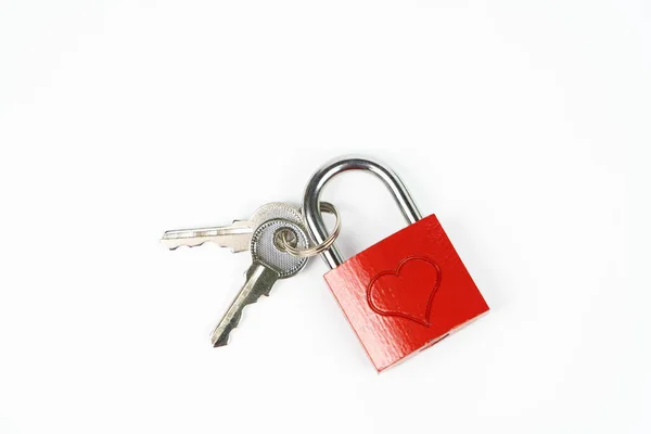 Red Love Lock Keys White Background Copy Space — Stock Photo, Image
