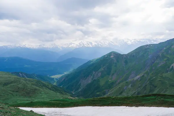 Paisajes Montañosos Georgia Montañas Del Cáucaso Alto Valle Verde Svaneti — Foto de Stock