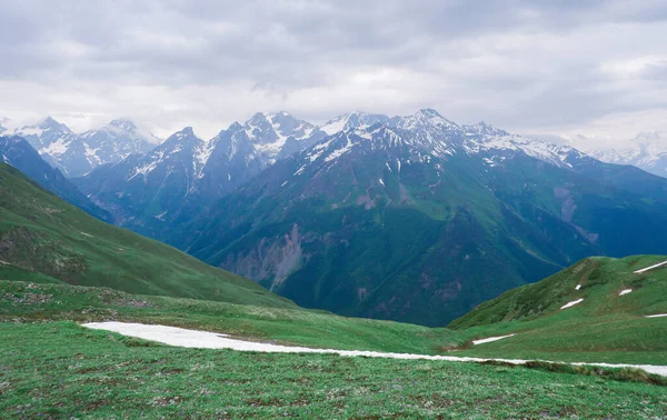 Paisajes Montañosos Georgia Montañas Del Cáucaso Alto Valle Verde Svaneti — Foto de Stock