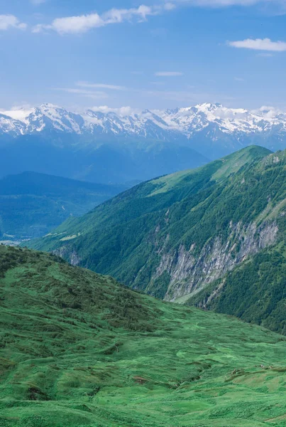 Paisajes Montañosos Georgia Montañas Del Cáucaso Alto Valle Verde Svaneti — Foto de Stock